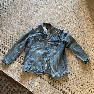 GAP Denim Jacket size Medium